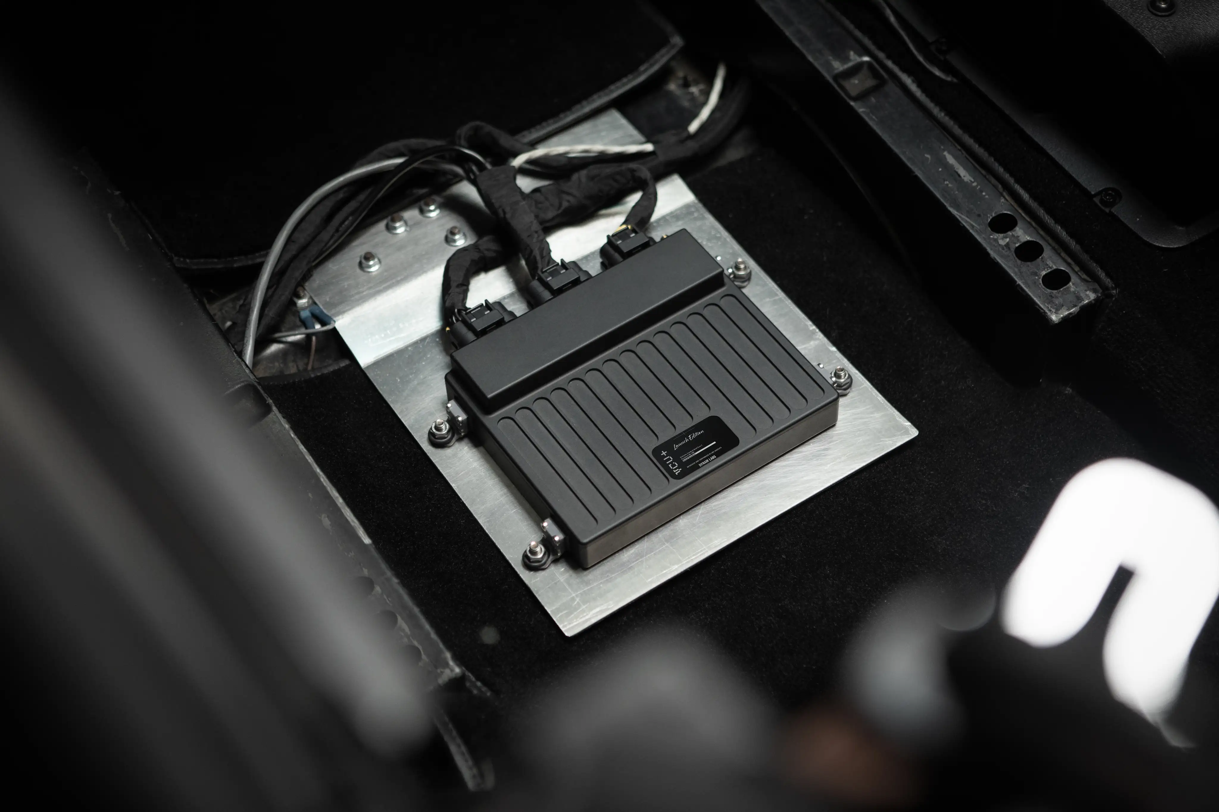 VCU+ top view — circuit board and connectors